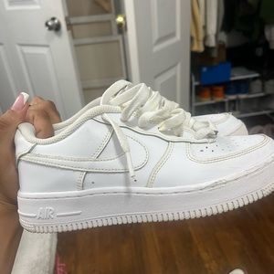 Nike Air Force 1’s need these gone